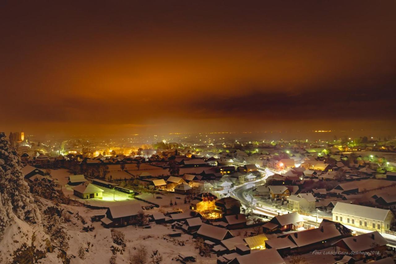 Csergő Ildikó vendégház Hotel Lăzarea Exterior foto